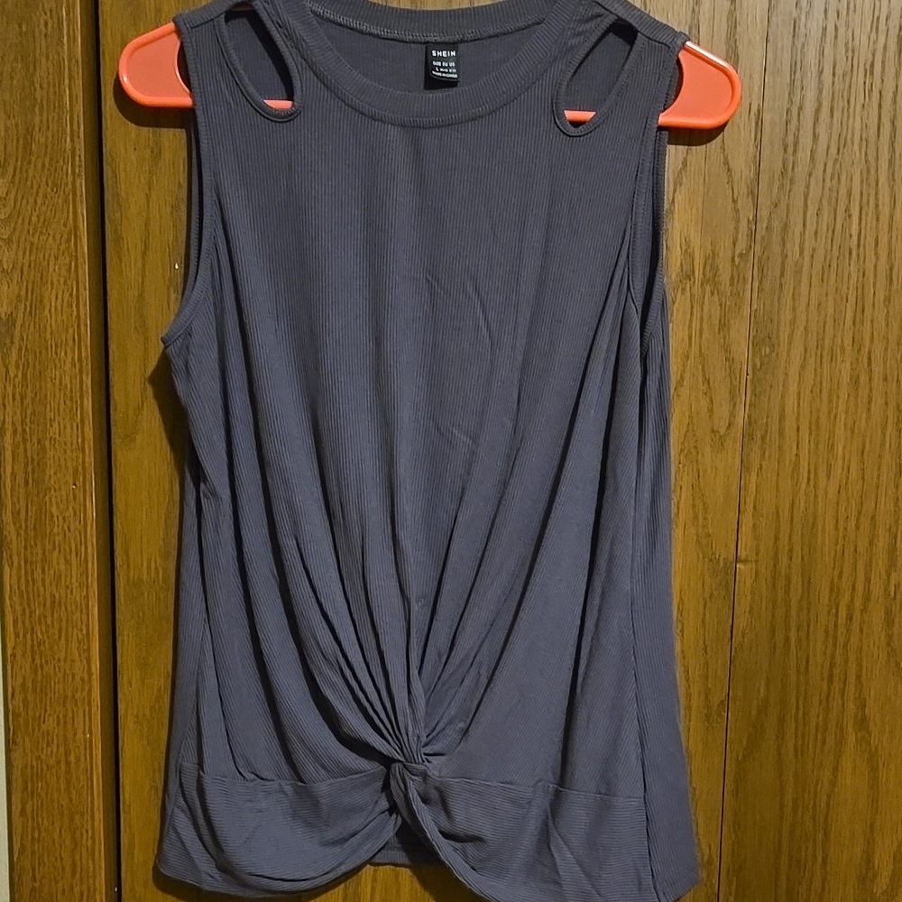 Women's Gray Sleeveless Top